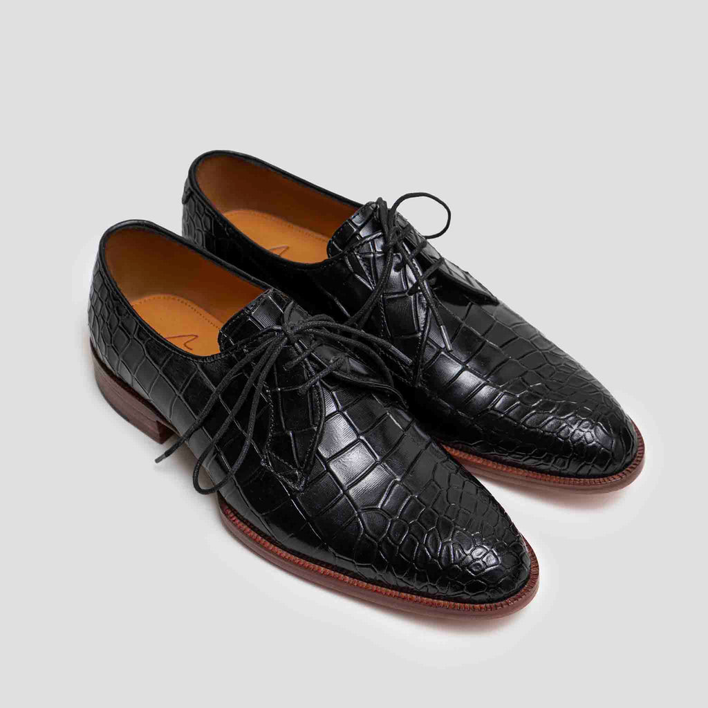 BLACK CROCODILE WHOLECUT DERBIES