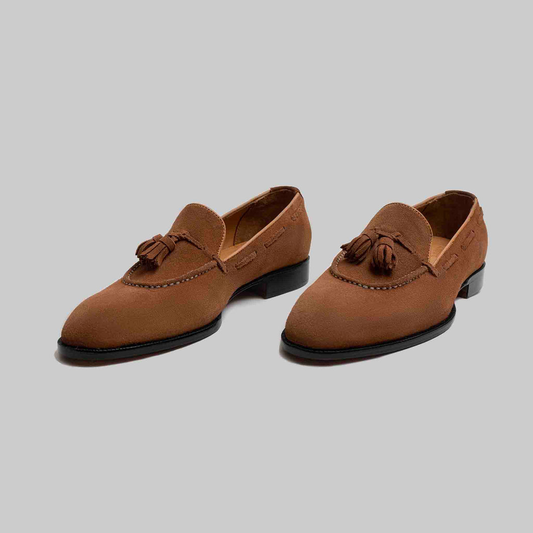 CAMEL BROWN TASSEL LOAFERS